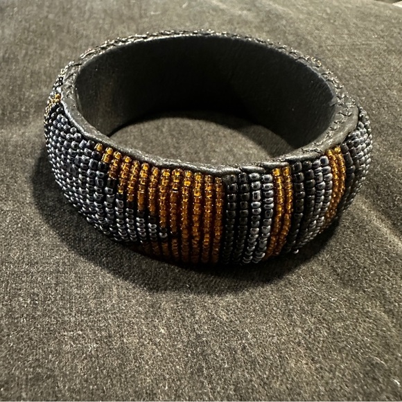 Handmade Beaded Bracelet. Masai. Bought in Africa, July 2025 - Picture 2 of 7